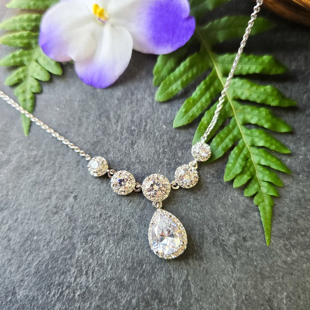 NWT Nadri Pear Drop Crystal and Rhodium Necklace